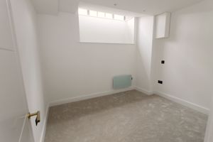 Photo 17- click for photo gallery